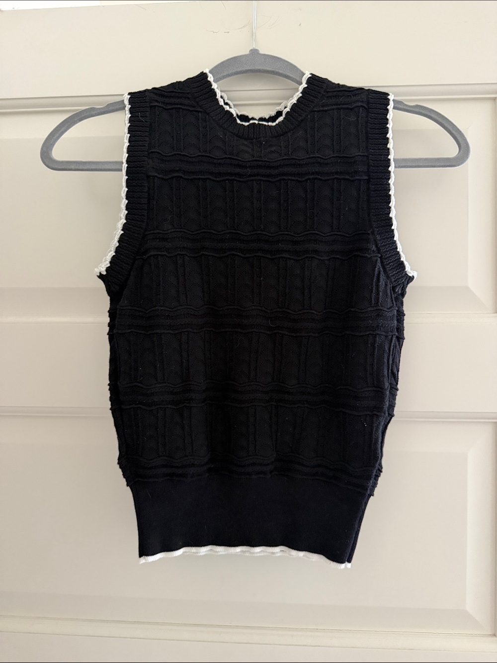 Madewell Black Knit Sleeveless Tank with White Trim